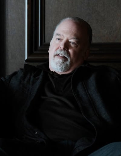 Pat McGann Plots - Tall - Pearson Season 1 Episode 6