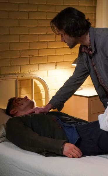 Dean is Injured - Supernatural Season 14 Episode 14