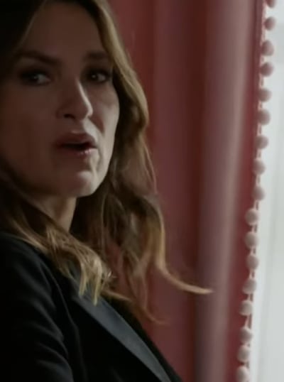 Benson Supports a Witness - Law & Order: SVU Season 25 Episode 8