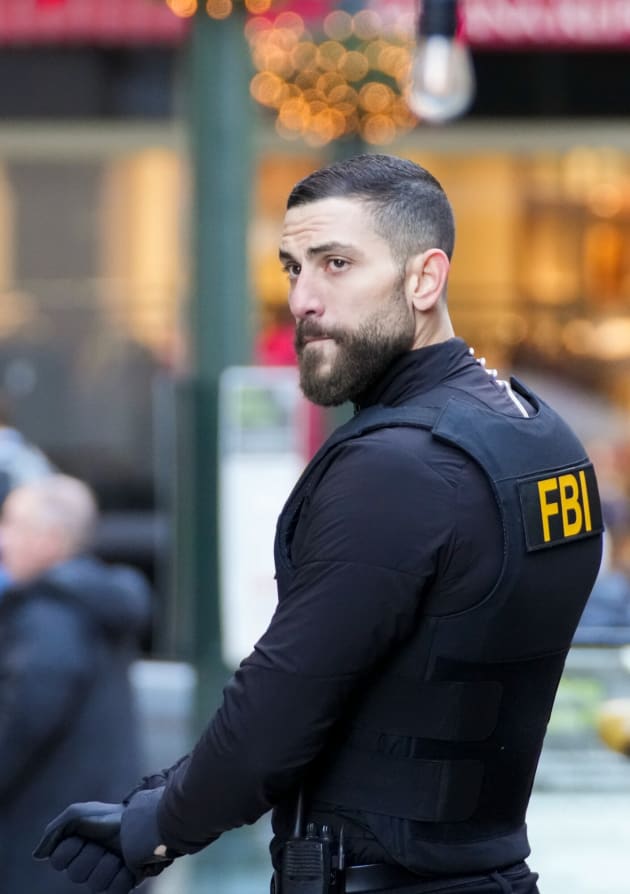 Hunting Terrorists - FBI Season 5 Episode 12