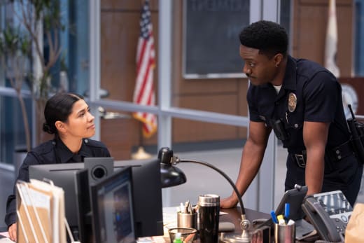 Discussing the Kiss - The Rookie Season 6 Episode 3