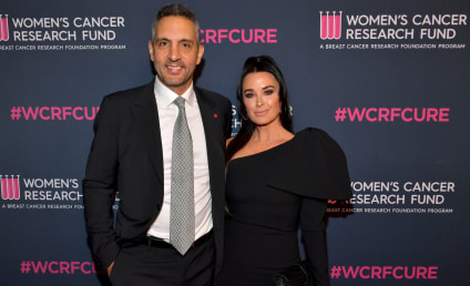 Kyle Richards Reveals Separation From Mauricio Umansky Has Been Difficult to 'Deal With' in the 'Public Eye'