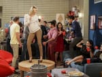 The College Party Experience - 2 Broke Girls