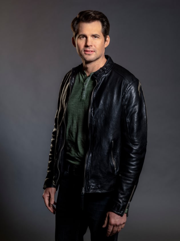 Kristoffer Polaha is Travis Burke