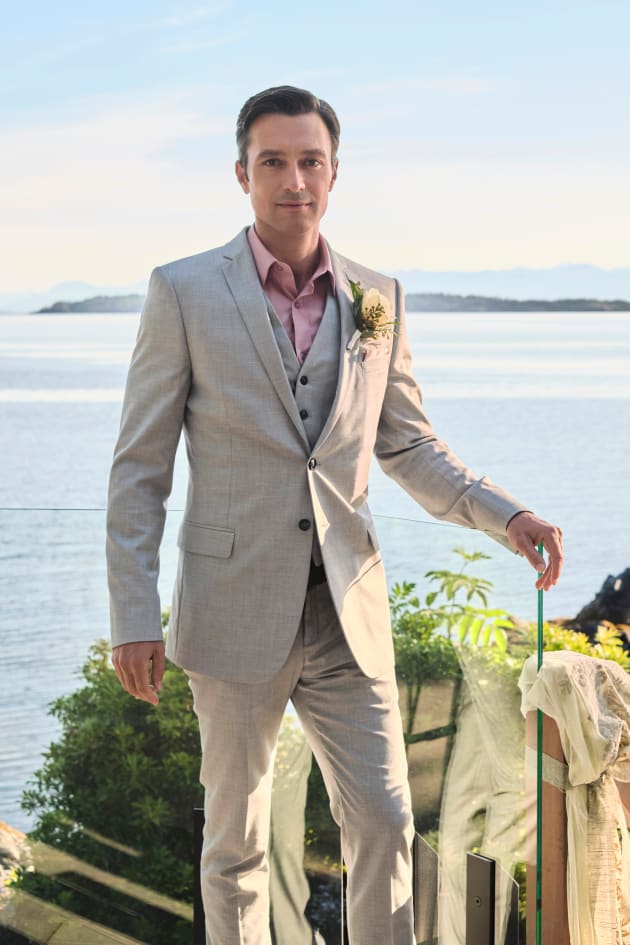 Dapper David - Chesapeake Shores Season 5 Episode 6