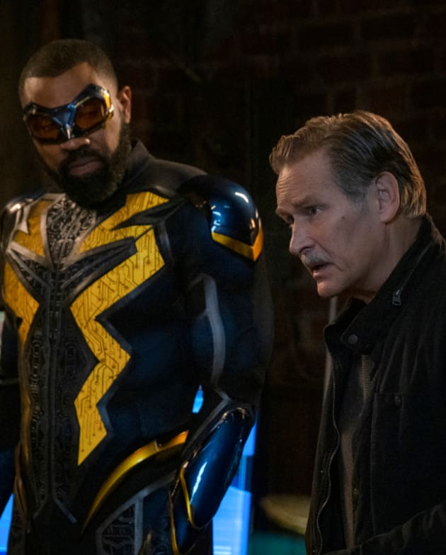 Lady Eve Returns - Black Lightning Season 3 Episode 11