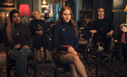 All the Craziest Moments from the Riverdale Fall Finale 