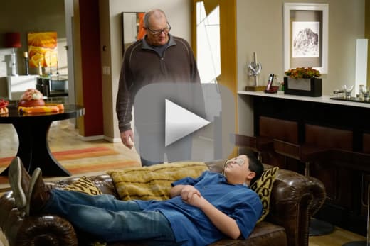 Modern Family Season 6 Episode 21 Review Integrity Tv Fanatic