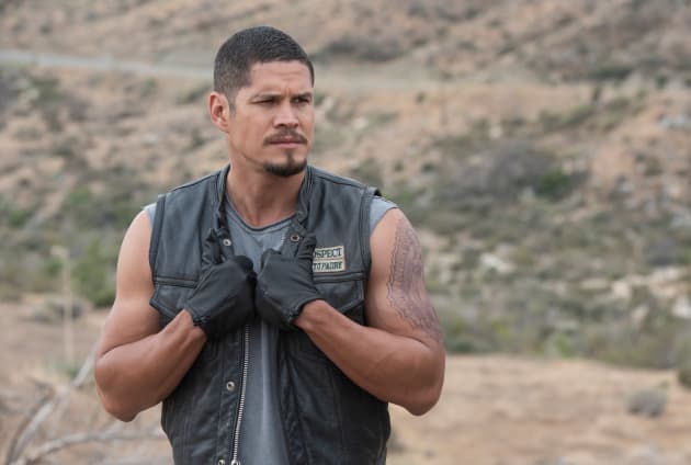 Decisions - Mayans M.C. Season 1 Episode 5