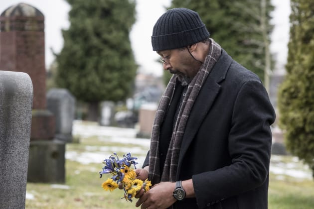 Flowers for Iris - The Flash Season 3 Episode 19