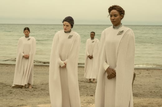 Rachel's Back - Titans Season 3 Episode 9 - TV Fanatic