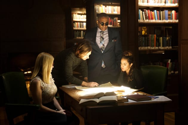 Dean Supervision - The Magicians Season 2 Episode 2