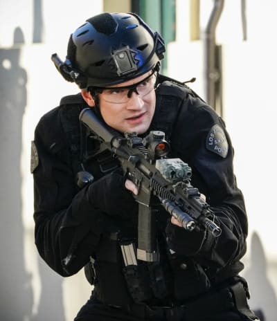 Street in Action - SWAT Season 5 Episode 15