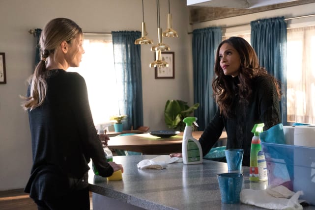 Sisters - Lucifer Season 2 Episode 14
