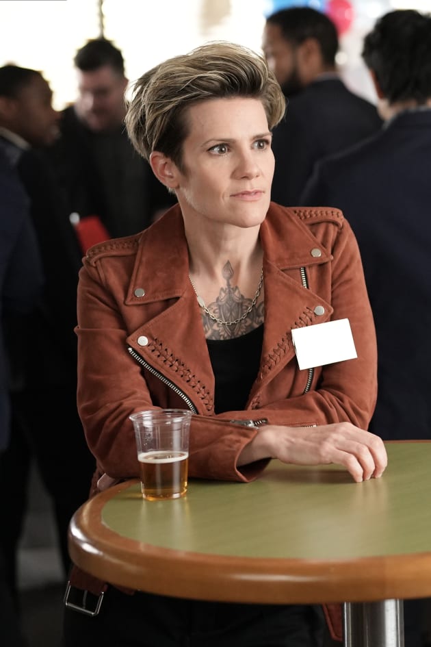 Social Gatherine with Greta - A Million Little Things Season 4 Episode 14
