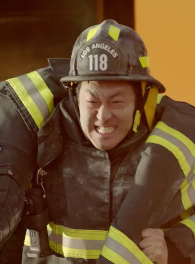 A Rescue - 9-1-1 Season 2 Episode 11