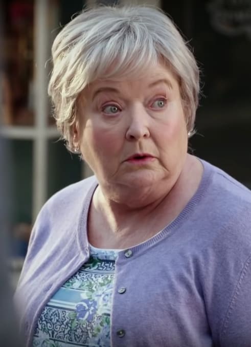 The Most Boring Woman - The Good Place Season 4 Episode 1