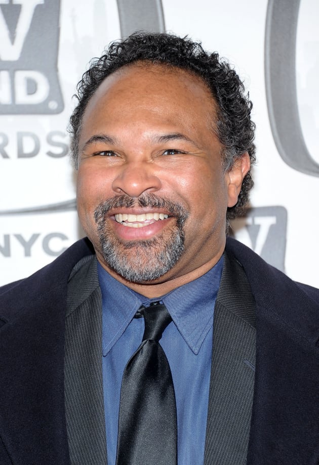 Geoffrey Owens Attends 9th Annual TV Land Awards - TV Fanatic