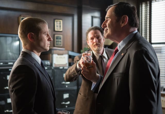 Visit from the Mayor - Gotham Season 1 Episode 2