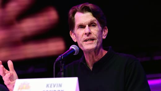  Actor Kevin Conroy speaks during 2021 Los Angeles Comic Con at Los Angeles Convention Center 