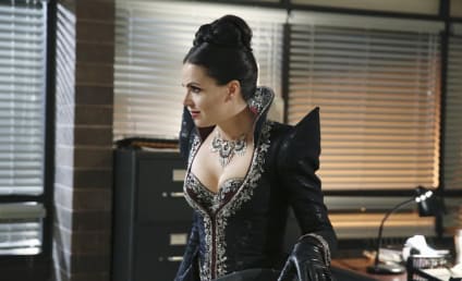 Once Upon a Time Photo Gallery: The Evil Queen is Back!