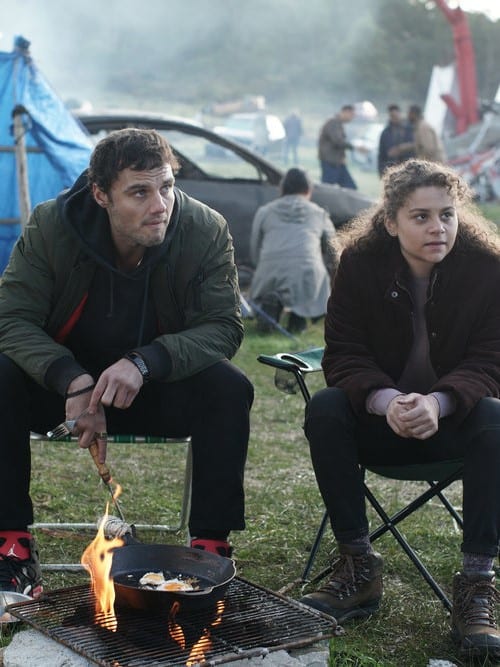 Lucas and Veronica - La Brea Season 2 Episode 4