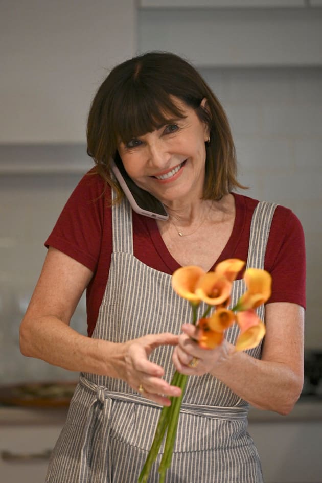 Maggie flowers - Zoey's Extraordinary Playlist Season 1 Episode 6