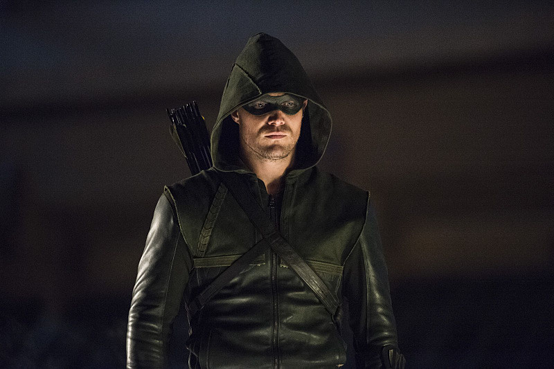 Stoic As Always Arrow Season 3 Episode 1 Tv Fanatic