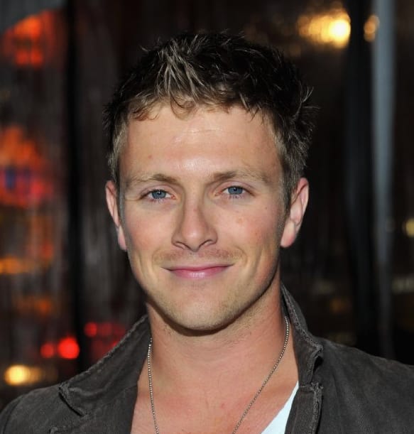 charlie bewley charlie bewley