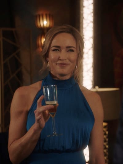 Sara - DC's Legends of Tomorrow Season 6 Episode 6