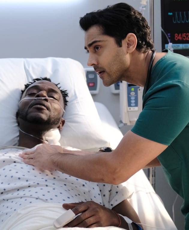 VIP Patient - Tall - The Resident Season 3 Episode 8