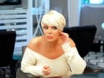 Kris Jenner Has New Hair! - Keeping Up with the Kardashians