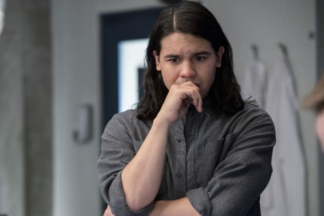 Cisco's worried - The Flash Season 3 Episode 18