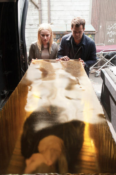 Fringe Season Premiere Photo