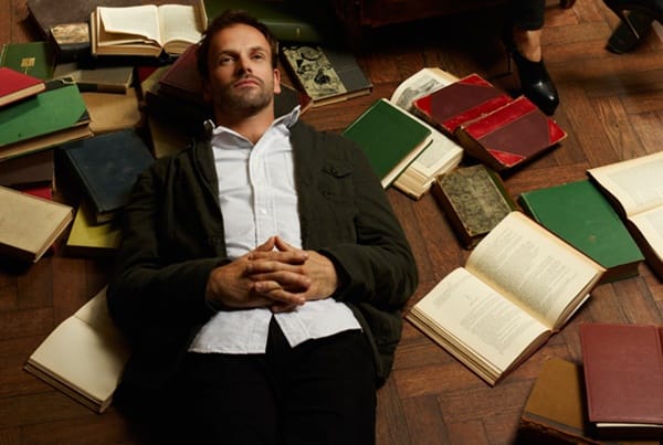 Sherlock Holmes - Elementary