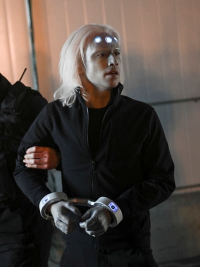 Arrowverse Crisis Article - Brainy - Supergirl Season 4 Episode 21