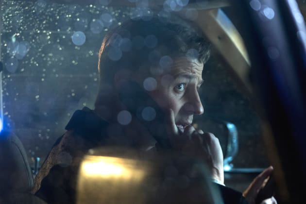 Jim Works Hard - Gotham Season 4 Episode 16
