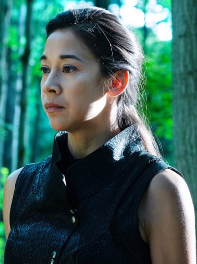 Surrogate Mother - Killjoys Season 5 Episode 5