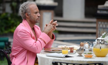 American Crime Story: Versace Season 1 Episode 1 Review: The Man Who Would Be Vogue
