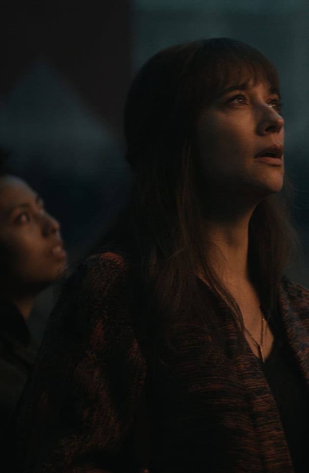 Rashida Jones on Apple TV+ TV Fanatic