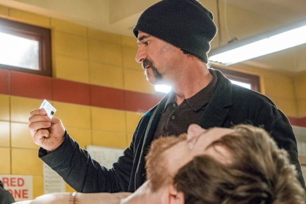 Olinsky Finds a Clue - Chicago PD Season 4 Episode 18