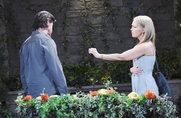 Eric and Jen Break Up - Days of Our Lives