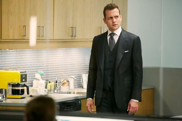 Break Room Breakdown? - Suits Season 5 Episode 2