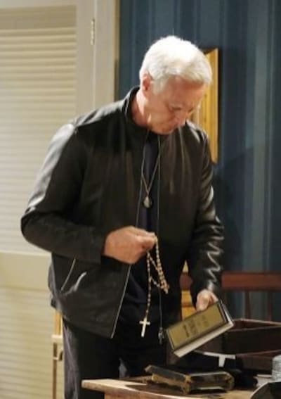 John Begins Marlena's Exorcism / Tall - Days of Our Lives