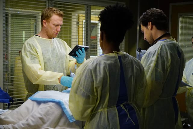 Attending In Charge - Grey's Anatomy Season 13 Episode 17