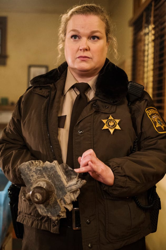 Deputy Liv in the Office - Resident Alien Season 1 Episode 4