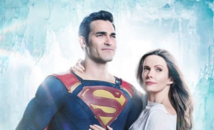 Arrowverse Crossover: Get Your First Look at Superman and Lois Lane!