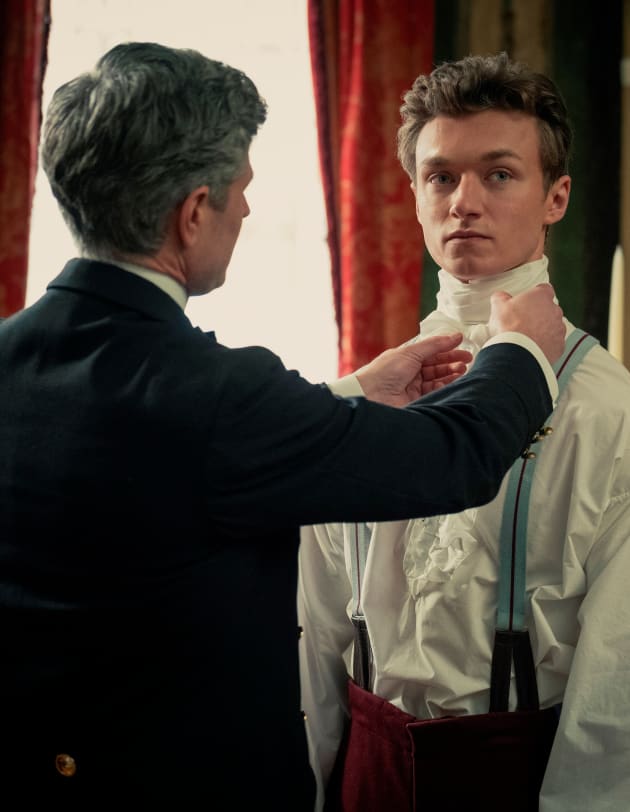 The Irregulars season 1 photo 6