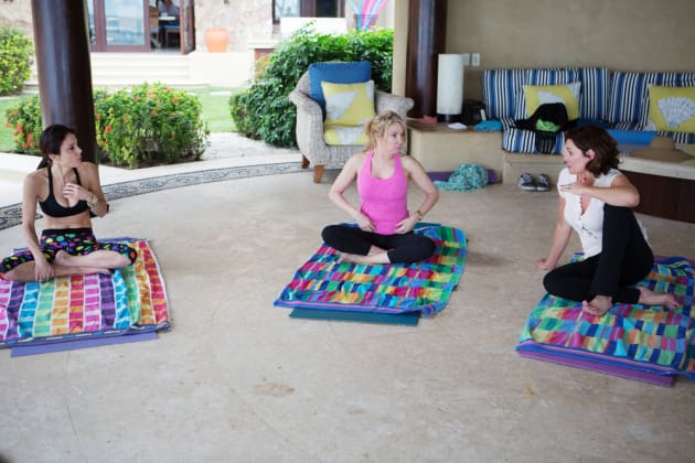 Yoga in Mexico - The Real Housewives of New York City
