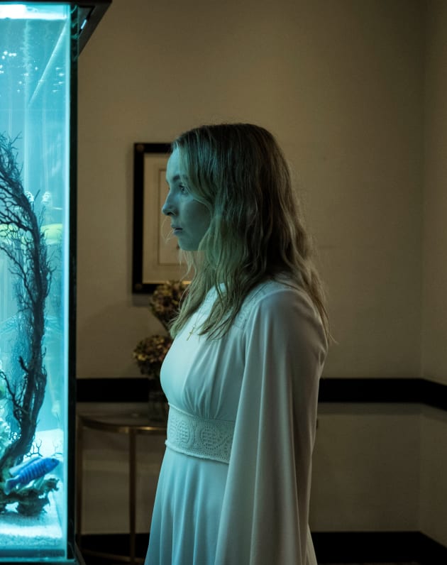 Villanelle Through the Fish Tank Killing Eve Season 4 Episode 1